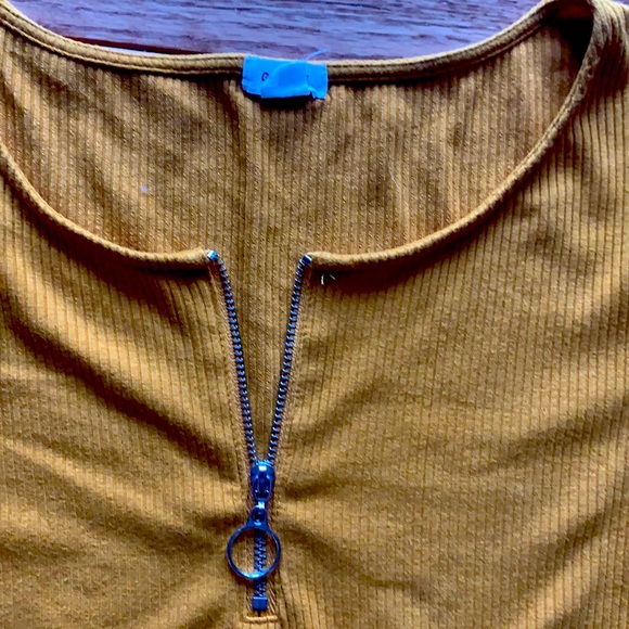 Garage ribbed short sleeve zipper shirt - Picture 2 of 3